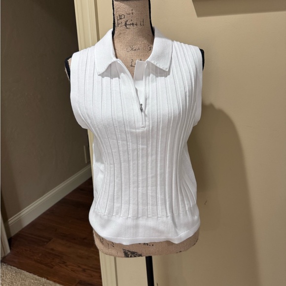 Athleta White Ribbed sweater vest. Sz L - Picture 10 of 16